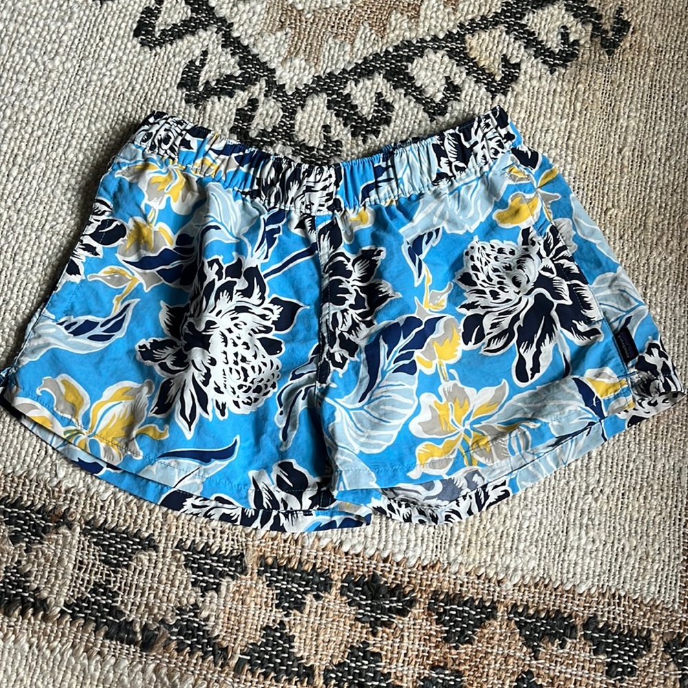 Patagonia baggies- women’s size small